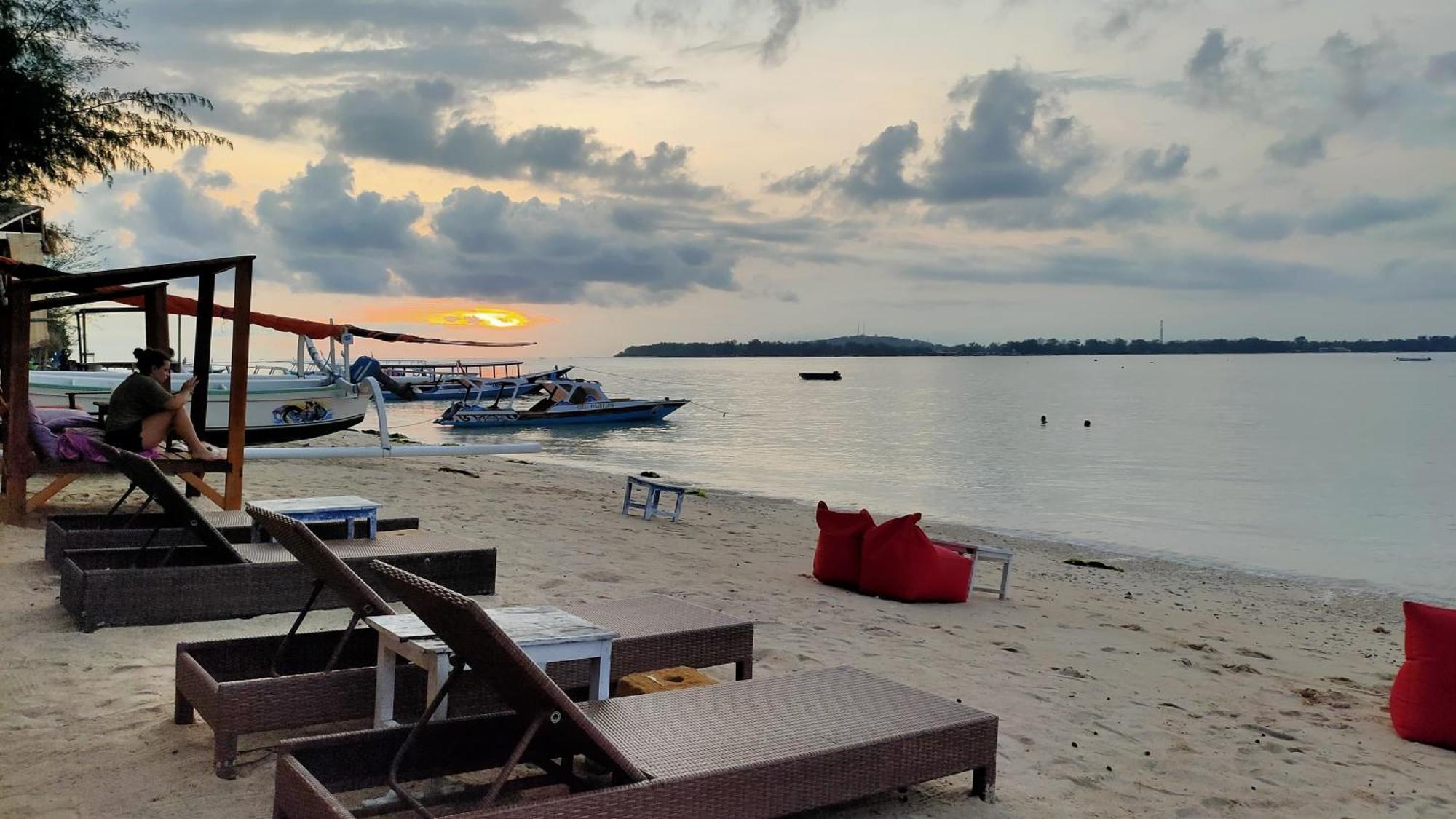 Matahari Bungalow 3 Gili Air Buitenkant foto