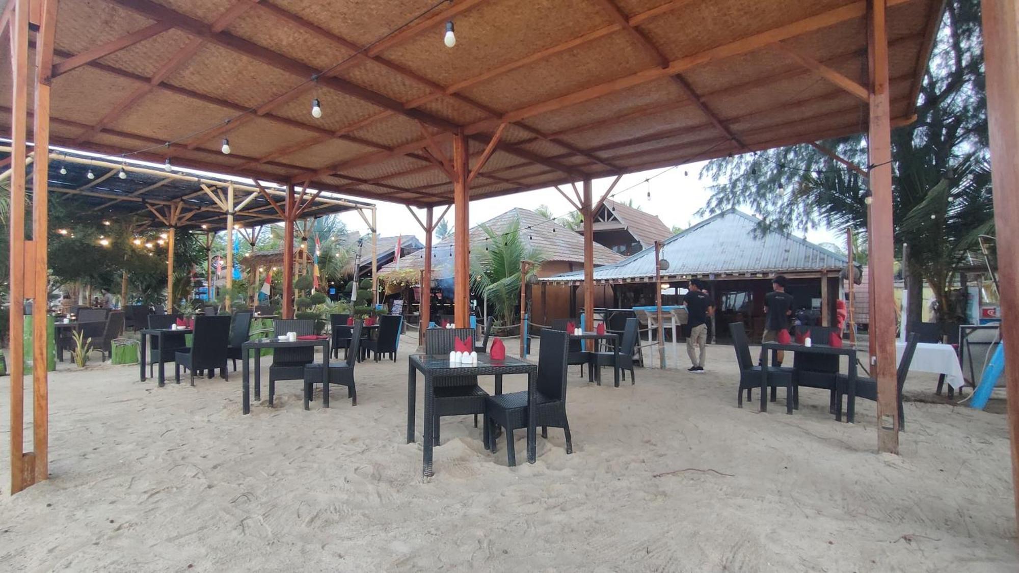 Matahari Bungalow 3 Gili Air Buitenkant foto
