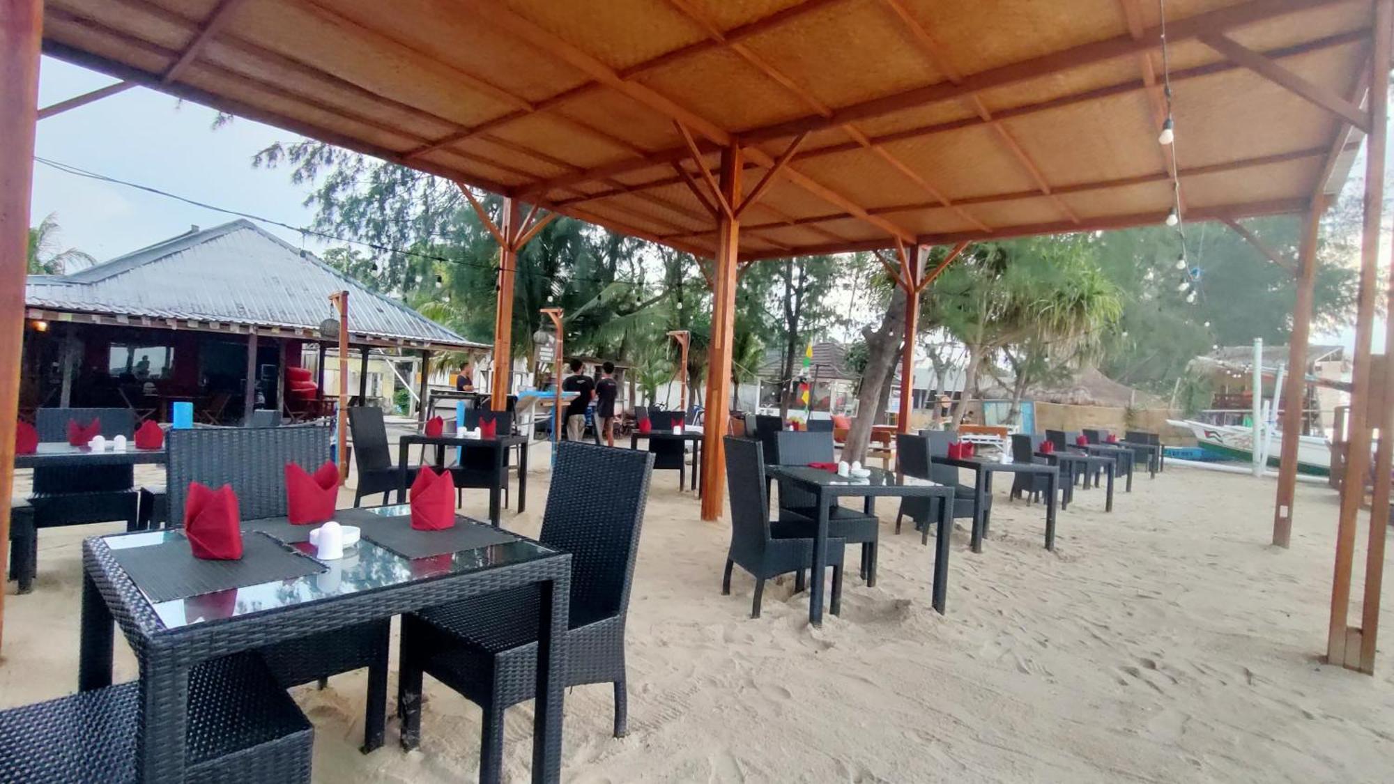Matahari Bungalow 3 Gili Air Buitenkant foto